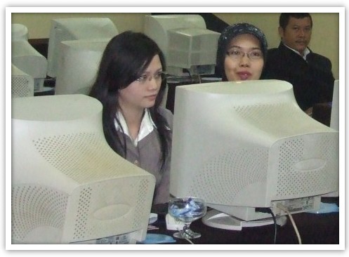 Rental Komputer : Asian African Forum