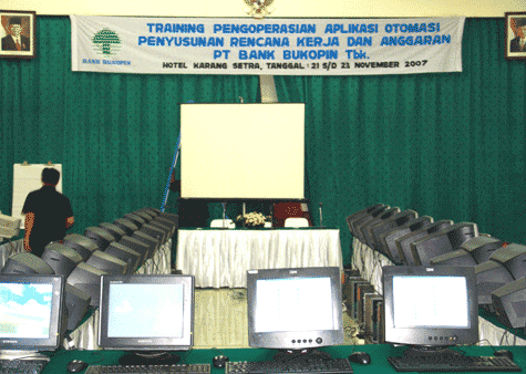 Sewa Komputer : Training PT. Bank BUKOPIN
