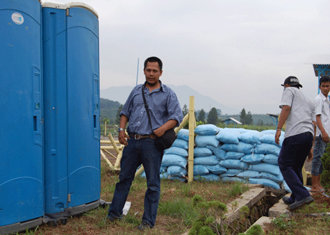 Rental Mobile Toilet