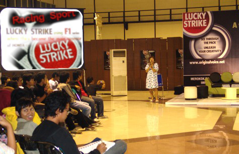 Lucky strike Sewa Layar Projector