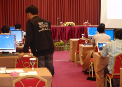 Sewa Komputer : Nokia Siemens Networks